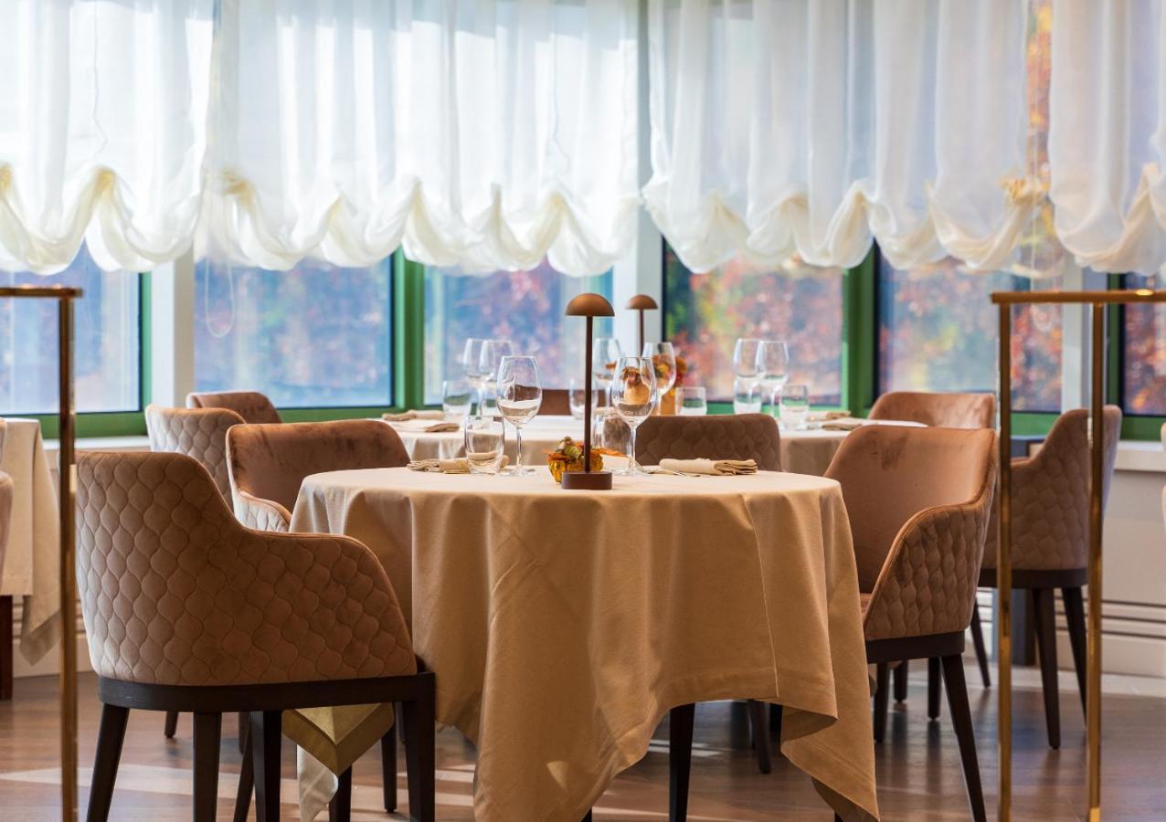 Best Western Hotel Leonardo Da Vinci Erba Bagian luar foto
